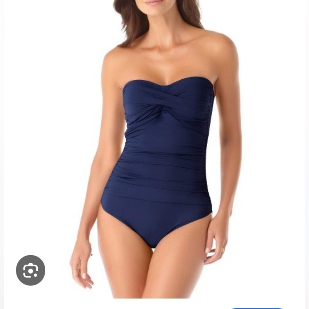 Tommy Bahama Pearl shirred bandeau one piece swimsuit